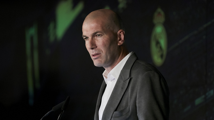 Zidane donates medical equipment to his hometown in Algeria