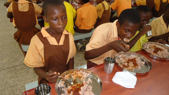 Final year senior high and junior high school students to receive meals from government